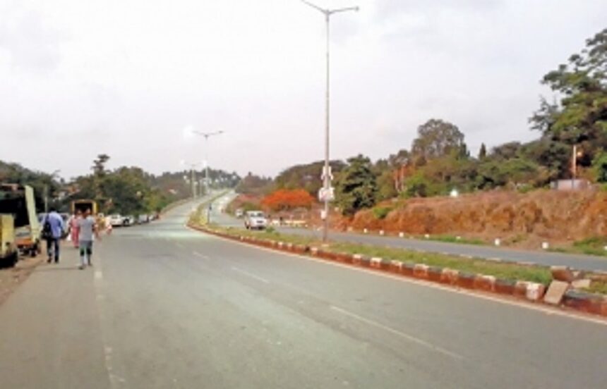 TOLL FOR NH17 B; LOCALS CRY FOUL