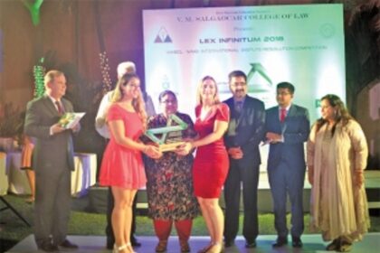 Taking the lead in world mediation