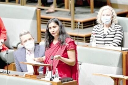 Tambde Roza in Australia