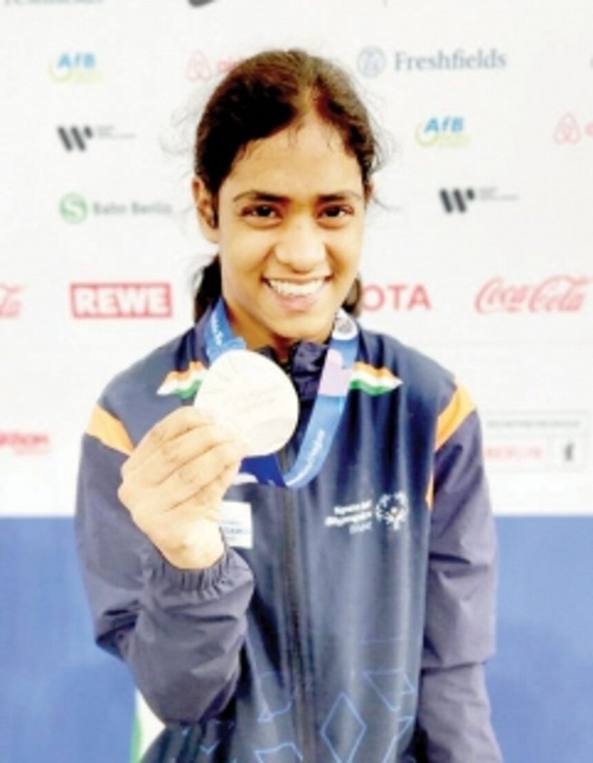 Taniya Usgaonkar clinches silver medal in roller-skating