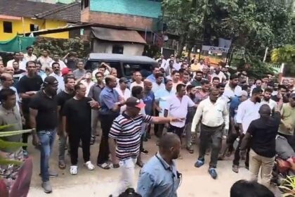Taxi Issue is being politicized; break down in law and order should be dealt with strongly