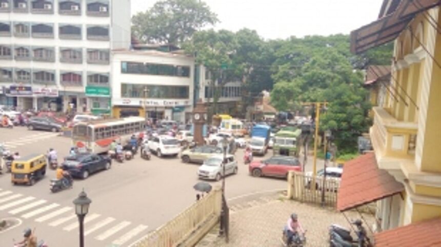Technical glitches in traffic signal at Mapusa