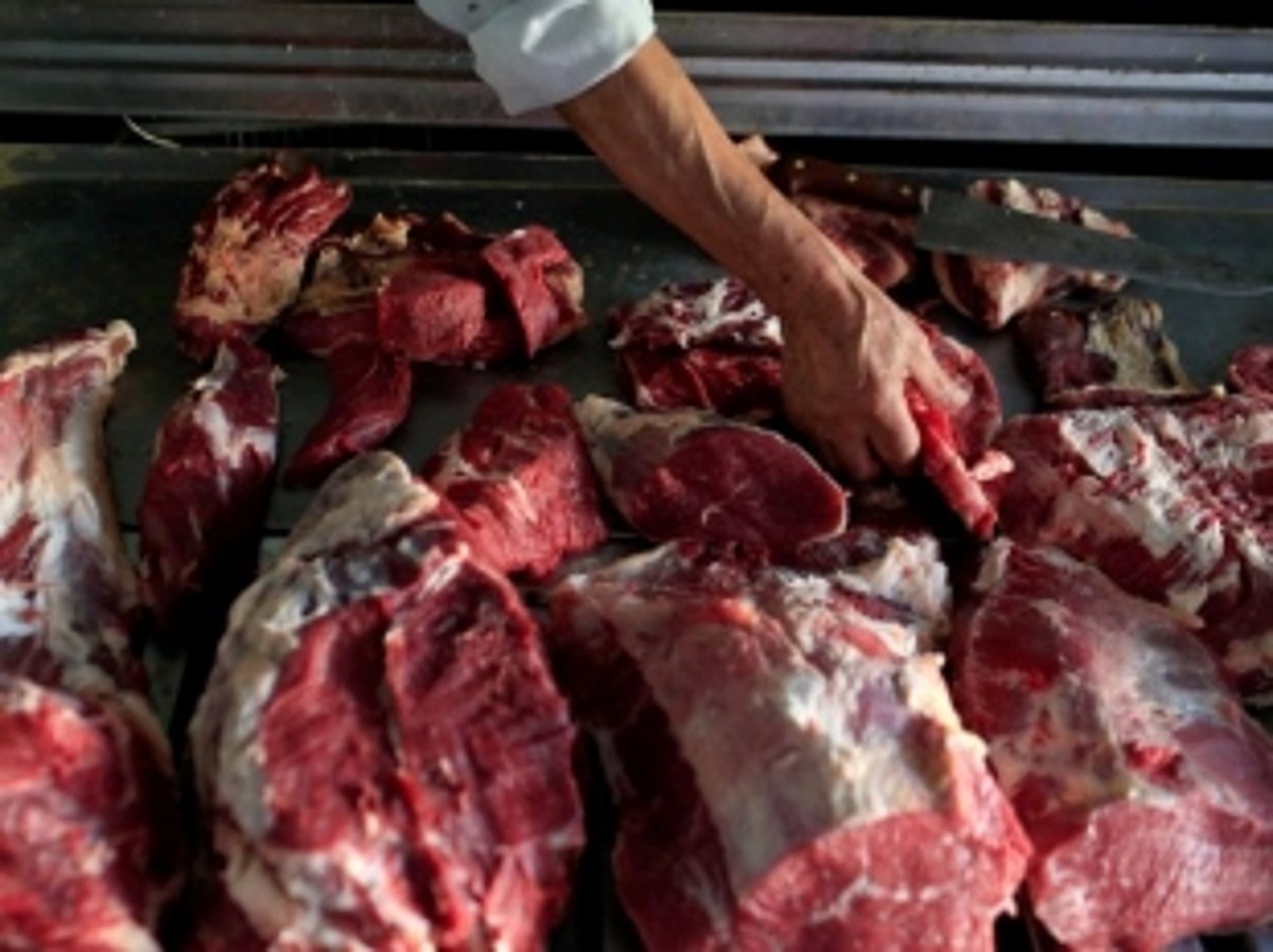Tedious procedures continue to hamper beef import