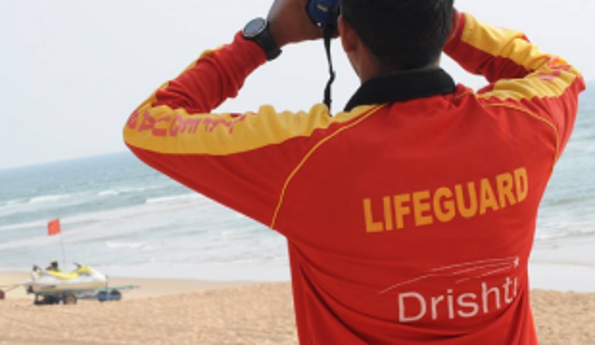 Teen rescued at Colva