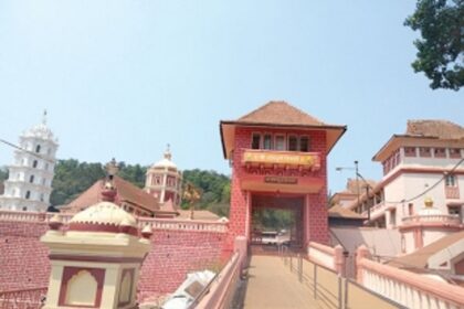 Temples in Ponda restrict entry for  tourists till March-end