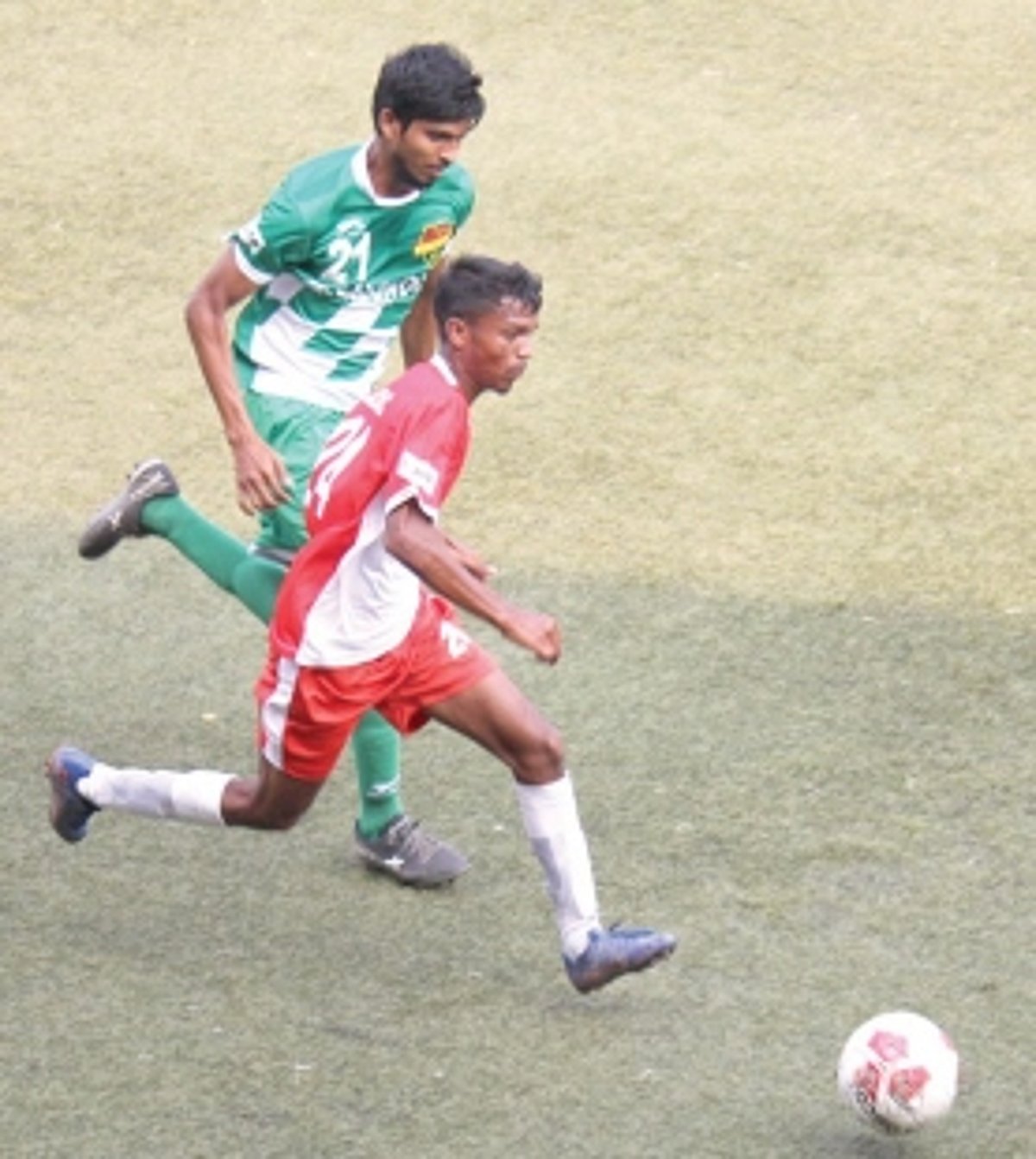 Ten-men Salgaocar hold Velsao SCC