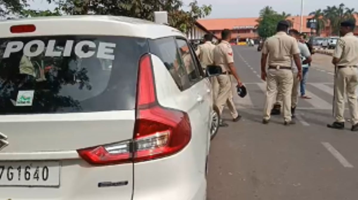 Tense Situation at Margao Railway Station as Toll Gates Collector Assaults Taxi Driver Over Extra Charge Dispute