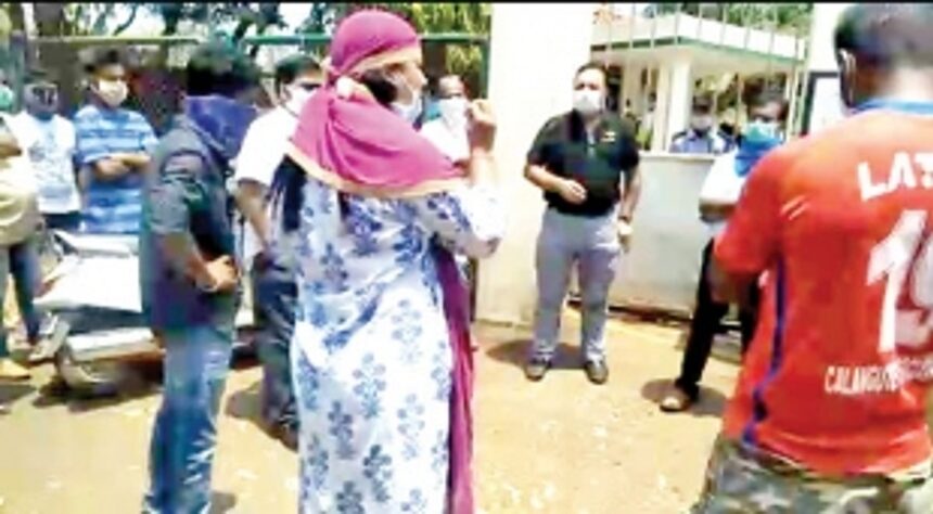 Tension grips Usgao as villagers try  to force shutdown of two factories