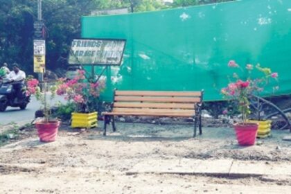 Thanks for beautifying entrance of Khareband road