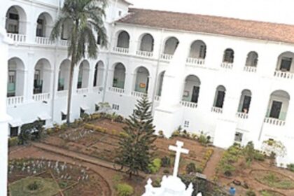 The Broad Verandas and Thick Walls