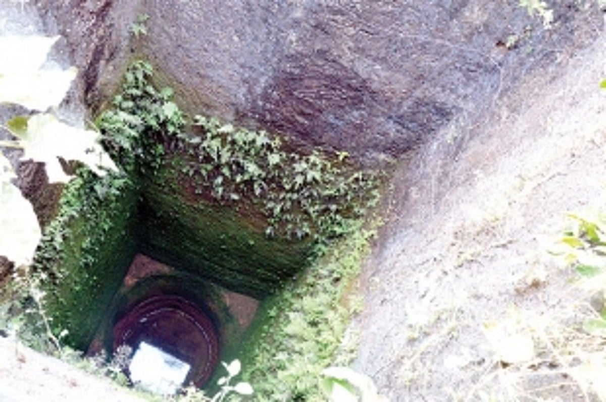 The Divar dilemma: Water, water all around, but few drops to drink