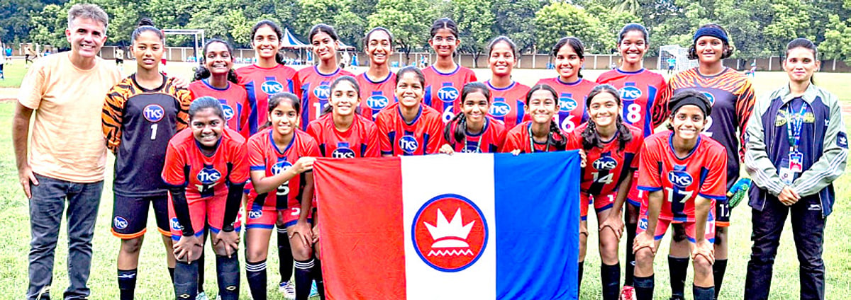 The King’s School U-17 girls storm
into semi-finals with unbeaten run