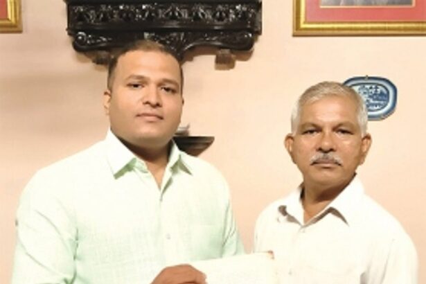 The Zo family of Chimbel: A legacy  of carving through generations