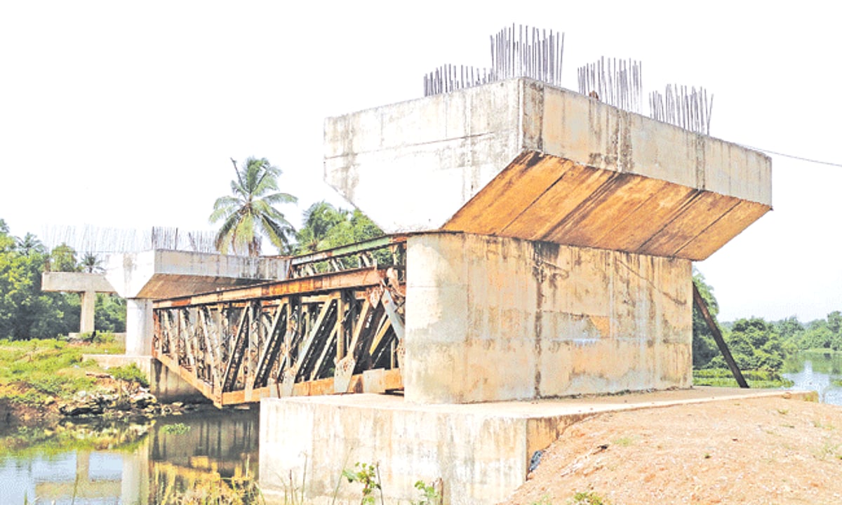 The abandoned Navelim-Benaulim bridge will be finally used for two-wheeler traffic.