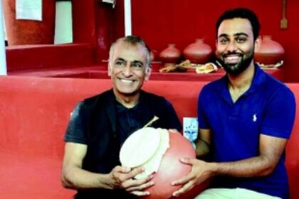 The beats of the ghumot in an international album