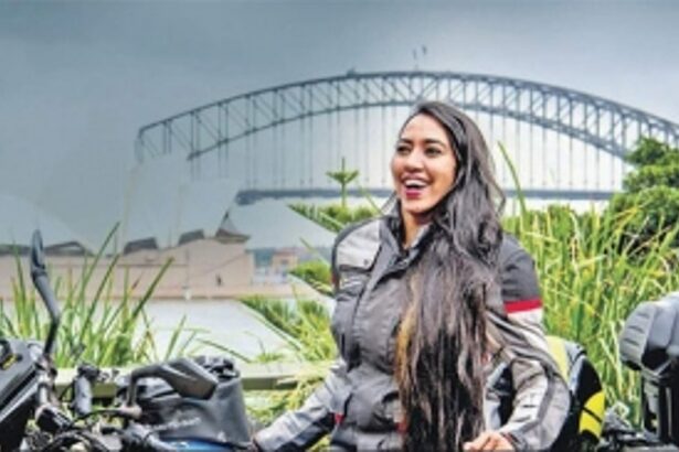 The biker girls come zooming in