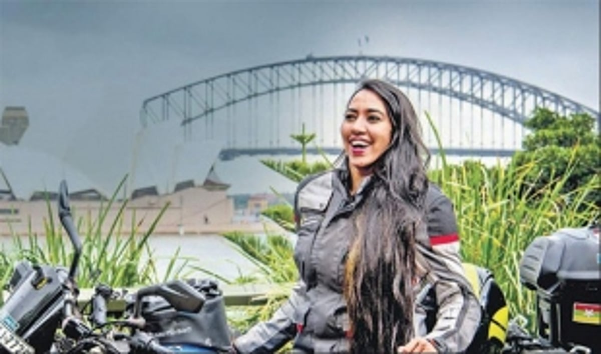 The biker girls come zooming in