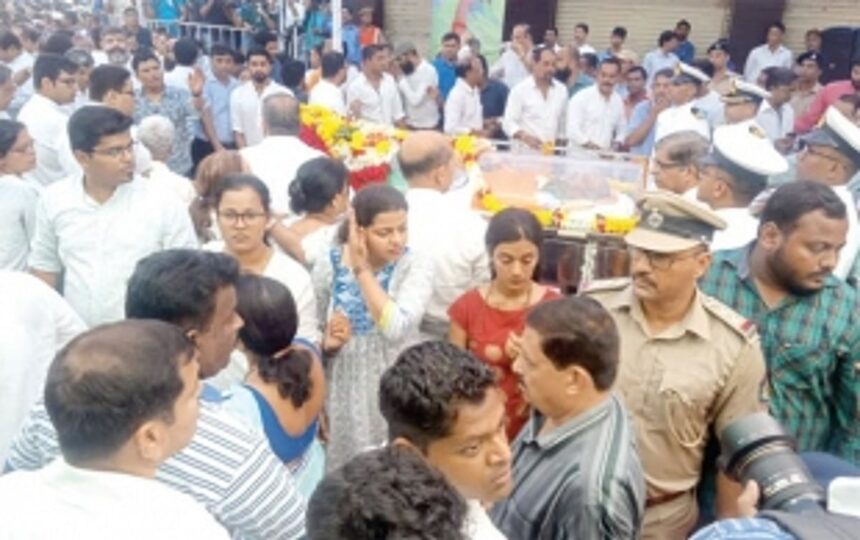 The brotherhood of the young search for another ‘Bhai’