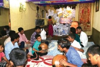 The family that prays together...