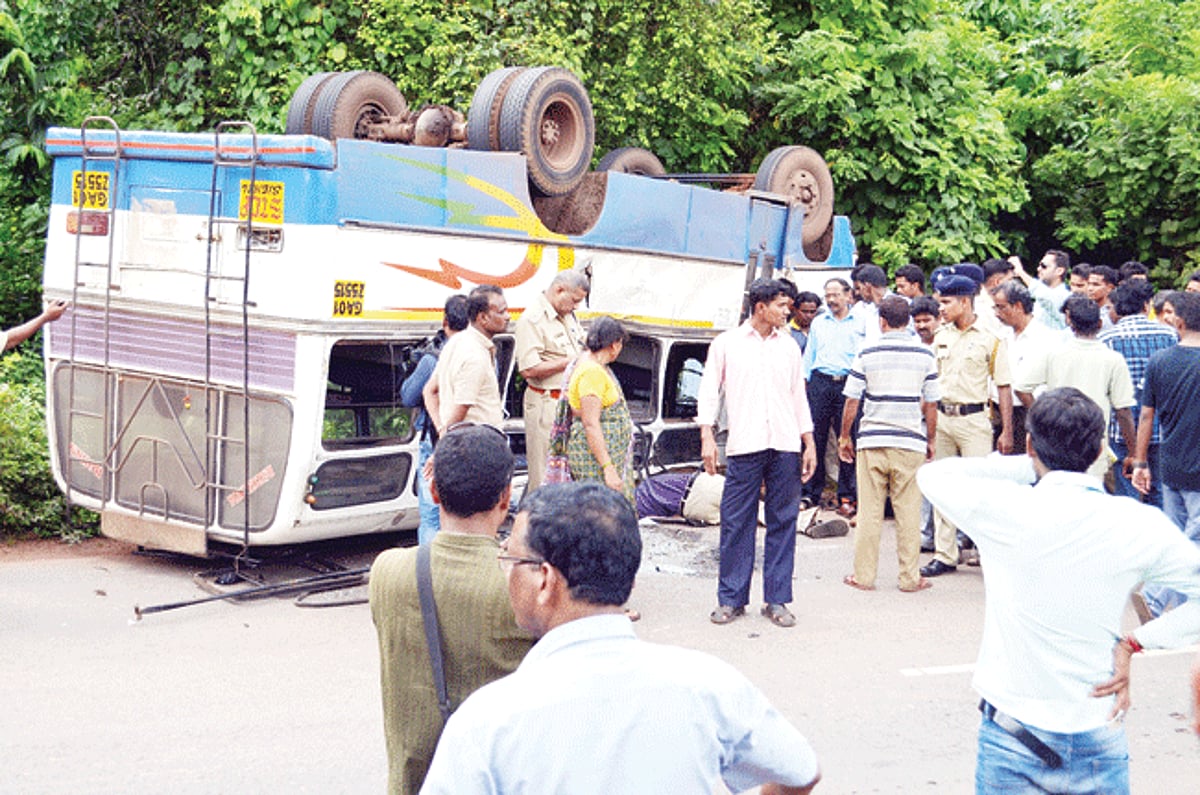 The ill-fated bus involved in an accident along the highway at Konem-Farmagudi, Ponda, on Friday.
