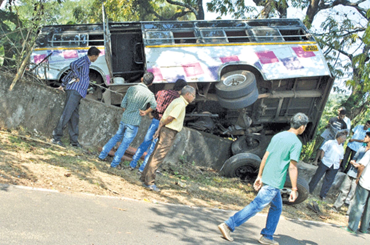 The ill-fated bus that met with an accident at Apewal-Priol on Friday morning.