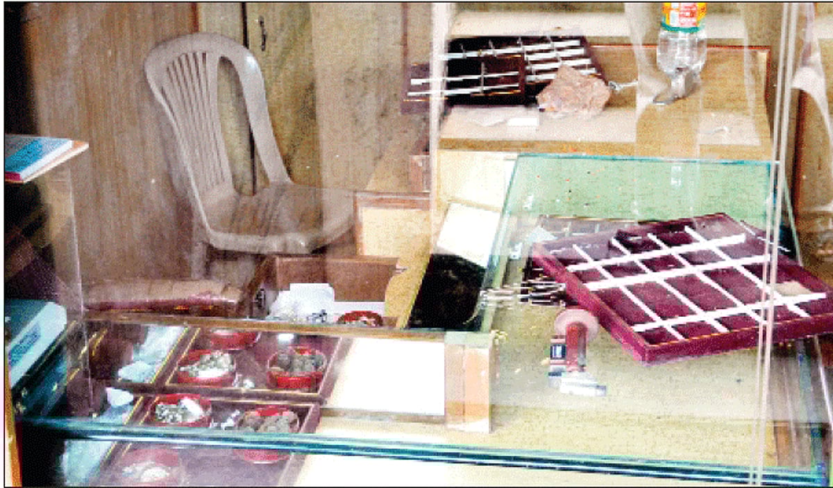 The jewellery shop which was burgled at Margao.