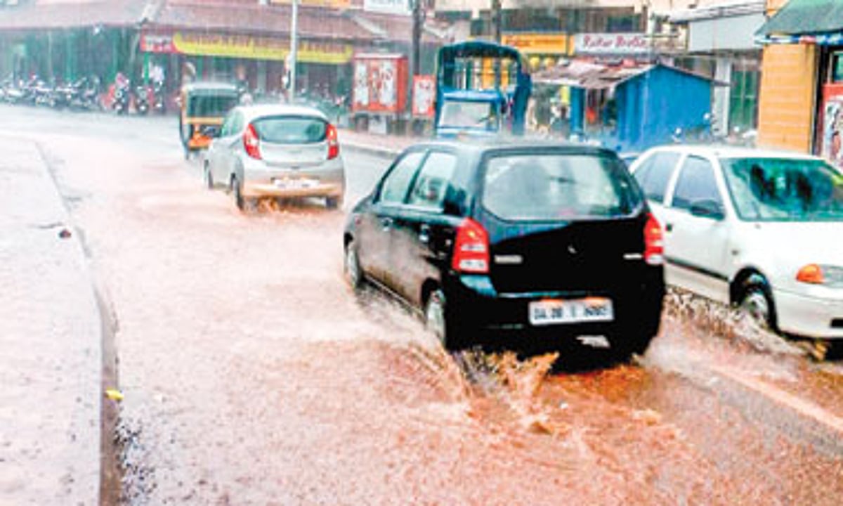The stretch of road between Margao flyover and Margao Cafe inundated with water