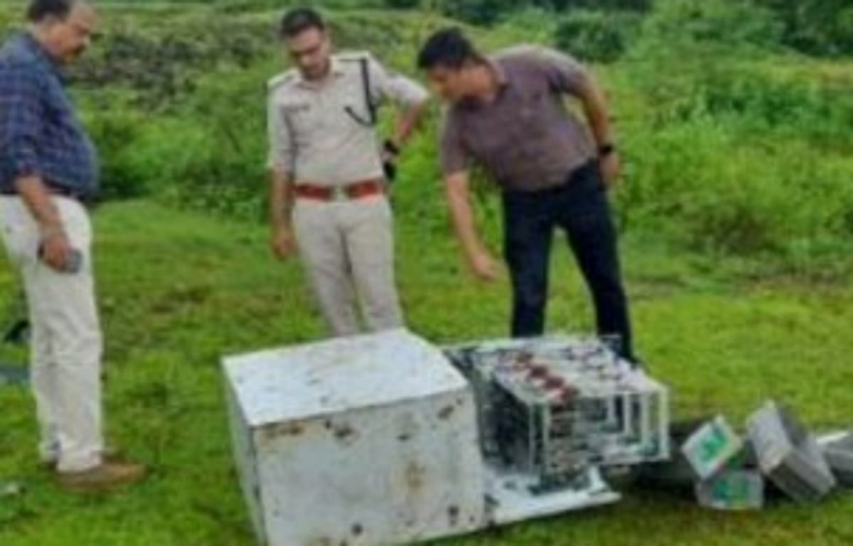 Thieves make merry in  a single day at Ponda