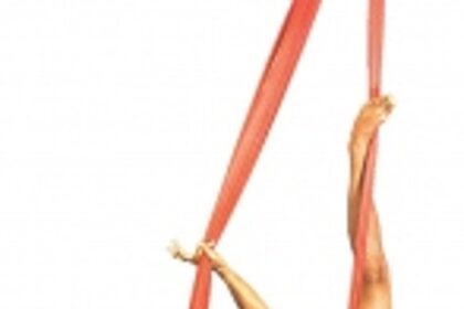 This defiant dancer is a 'naach' above