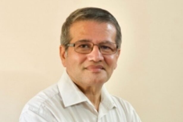 Those who register their births in Portugal acquire Portuguese citizenship: Carlos Alvares