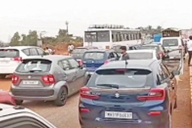 Though PM was airborne, those below were ‘grounded’ in jams