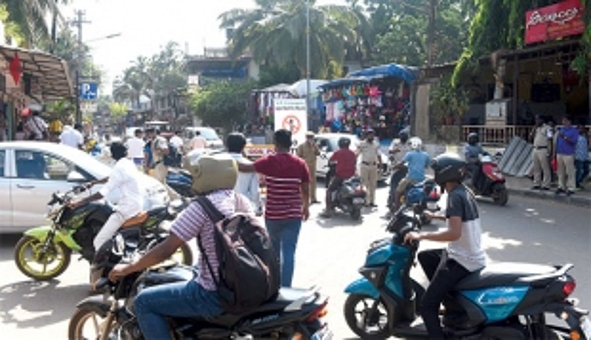 Thousand police personnel deployed across State for NYE traffic arrangements