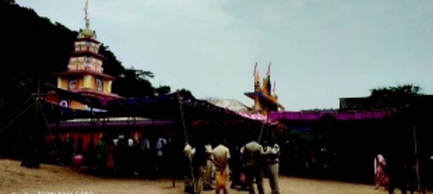 Thousands head to Goa-K’taka border for zatra of ‘Gowladevi’ at Digi Marye