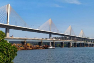 Three B’wood choreographers  caught violating traffic norms