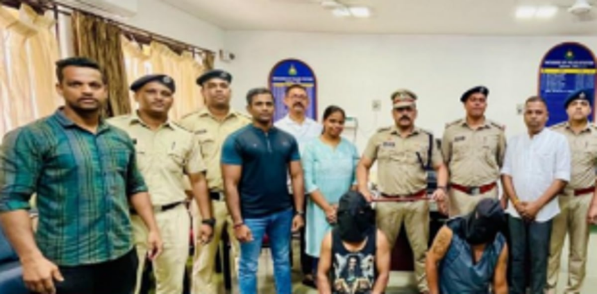 Three held for desecration of Shivaji Maharaj statue 1 Three held for desecration of Shivaji Maharaj statue