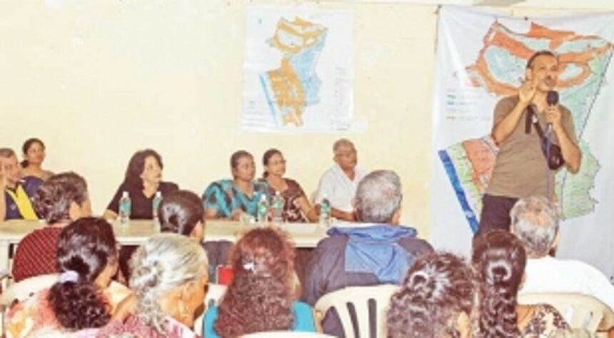 Three villages  rise up against  hotel project  in Arossim