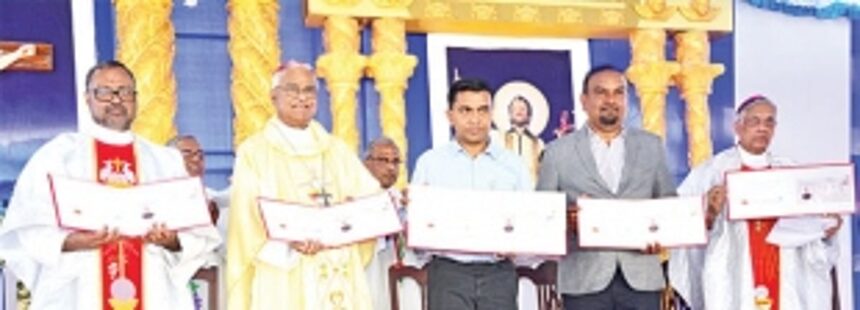 'Through God’s holiness, let us reach out to others without any expectations'