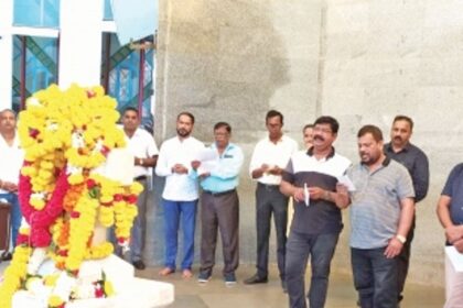 Tiatrists lend their voices at litany to pray for MLAs