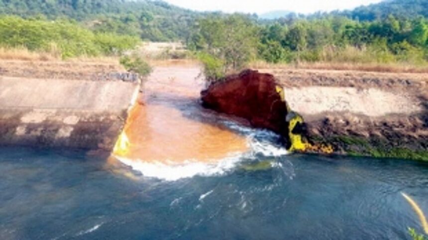 Tillari canal gives way; Goan farmers to be hit 1 Tillari canal gives way; Goan farmers to be hit
