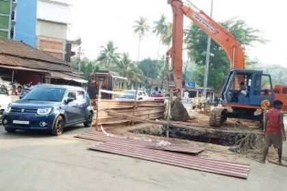 Tired of bad roads Pondaites want sewerage pipeline complete before next rains