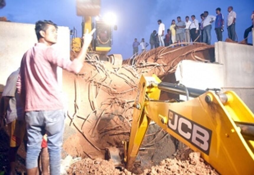 Tiswadi gets water, but pipeline cracks in St Cruz 1 Tiswadi gets water, but pipeline cracks in St Cruz