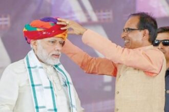 To glorify one family, deliberate attempts made to belittle contributions of other leaders: PM Modi