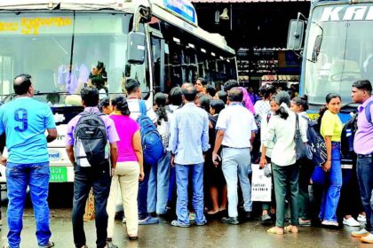 To reach classes on time, students take the risk of travelling in jam-packed KTC buses