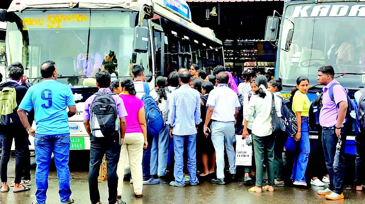 To reach classes on time, students take the risk of travelling in jam-packed KTC buses