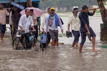 Torrential Rain Batters Hyderabad: IT Corridor Sees Record 123.5 mm Rainfall, City Plunges into Chaos