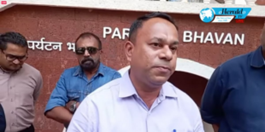 Tour operators outraged at American cruise tourists being held “hostage” by taxi operators