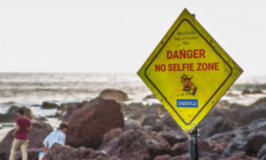 Tourism Dept advises people not to take selfies at dangerous locations