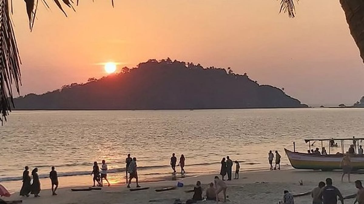 Tourism Dept razes 7 illegal structures at Canacona beach