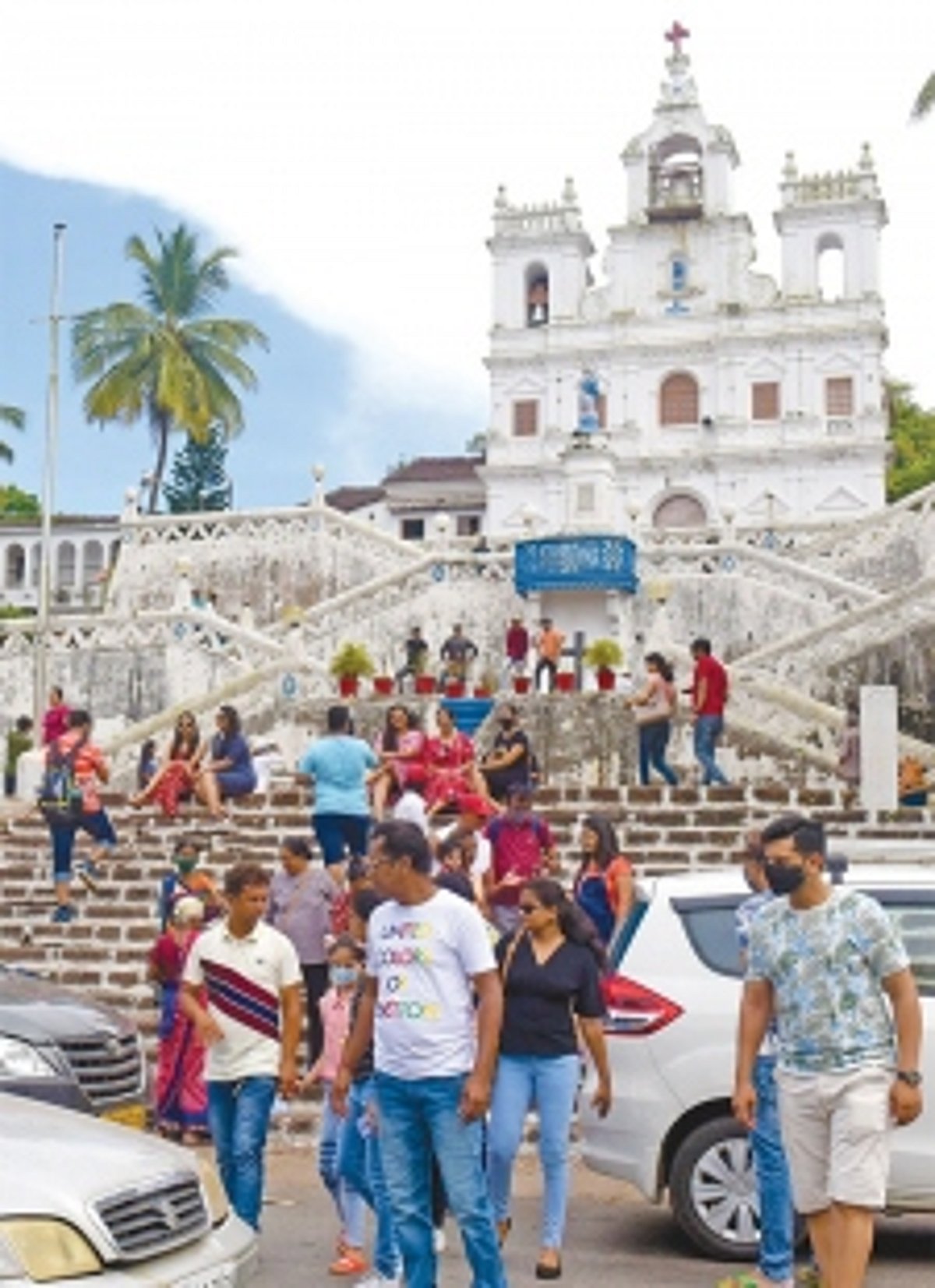 Tourism sector recording losses due  to unregistered activities: Report