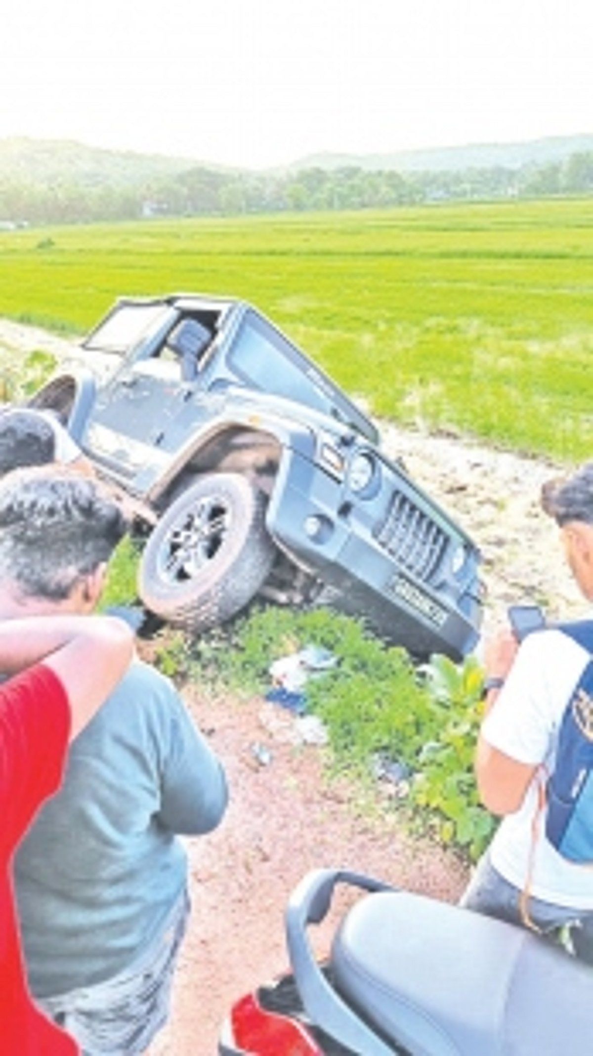 Tourist knocks down minor boy at Parra